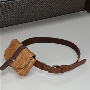 Source Unknown Tan and Brown Belt Bag SZ S-M